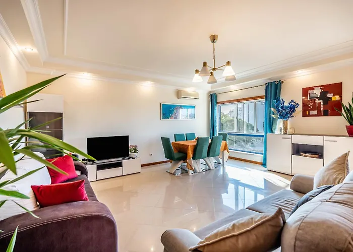 Perfect Close To The * Portimao